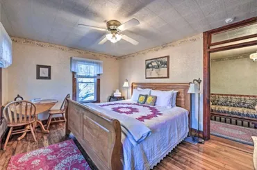 The green bedroom